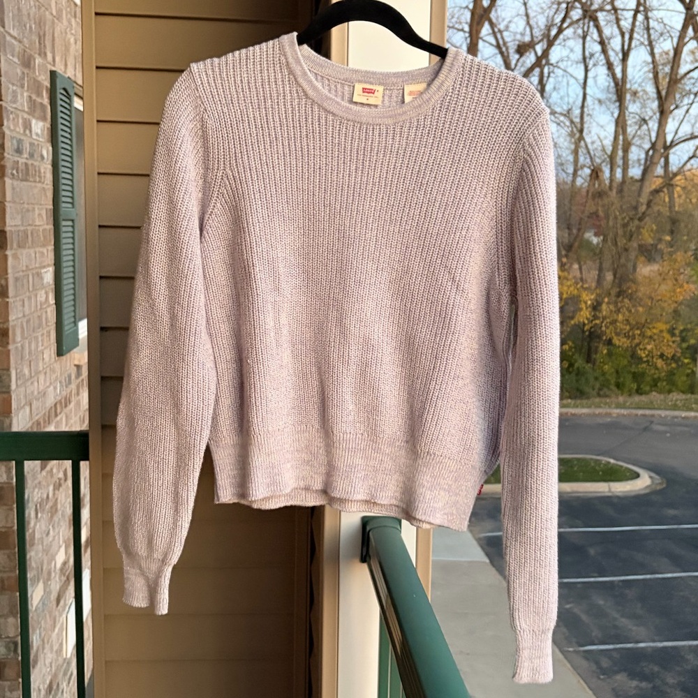 🆕 Levi’s Lavender Waffle Knit Sweater Soft Cotton Blend Cozy Ribbed Knit Size M - Picture 4 of 16